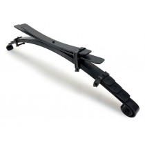 Old Man Emu 2.25" Lift Rear Leaf Spring for 98-04 Toyota Tacoma 4WD Xtra Cab & Double Cab (Left Side)