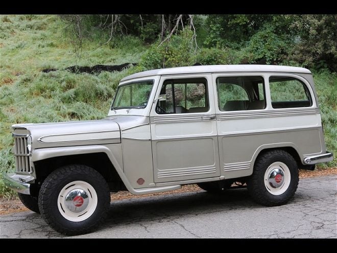 1960-willys-overland-wagon-2