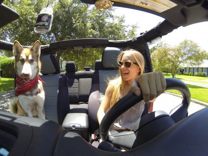 jeep-headlines-girl-with-dog